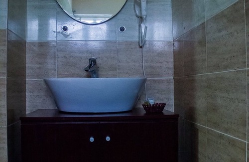 Lekki Phase 1 Hotel | Crystal Court Lekki
