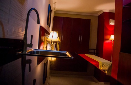 Lekki Phase 1 Hotel | Crystal Court Lekki