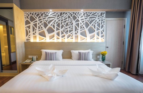 Petaling Jaya Hotel | Crystal Crown Hotel Petaling Jaya