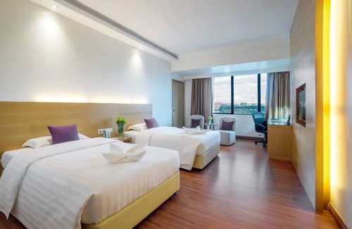 Petaling Jaya Hotel | Crystal Crown Hotel Petaling Jaya