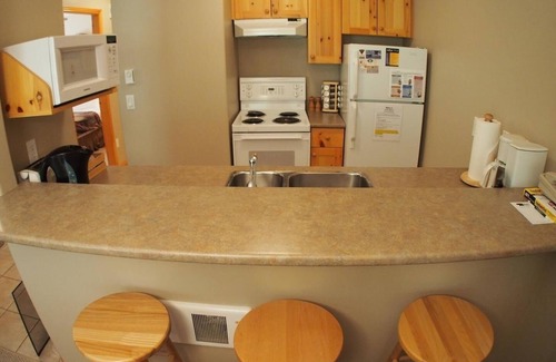 Sun Peaks Condominio | Crystal Forest #11 By Bear Country