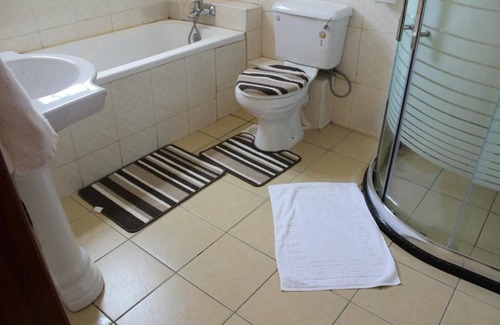 Kilimani Apartamento | Crystal Glow Serviced Apartment