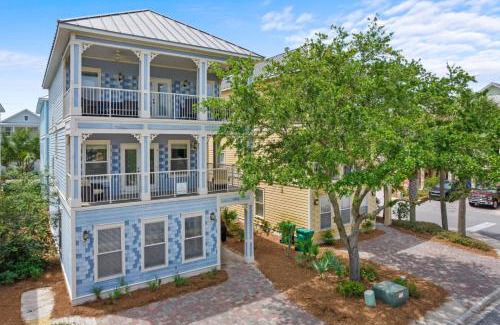Villages of Crystal Beach Casa | Crystal Gold