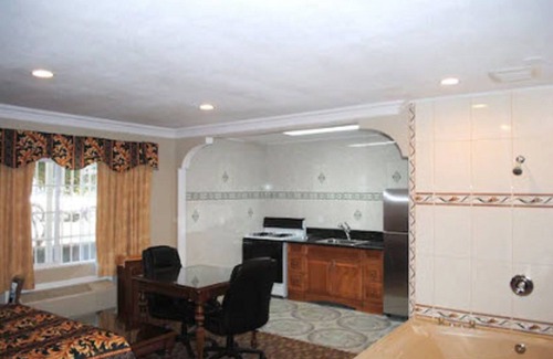 Ventura Hotel | Crystal Lodge Motel