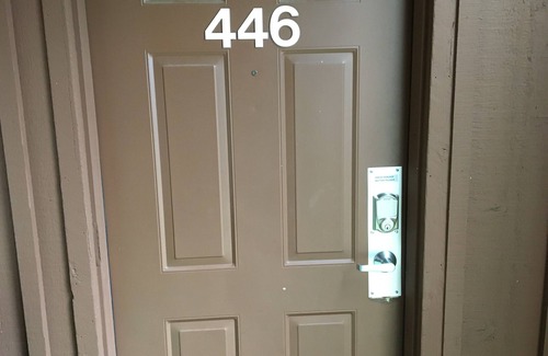 Thompsonville Condominio | Crystal Mountain MI, Pinehurst 446, 1 Bed, sleeper sofa, see our specials!!