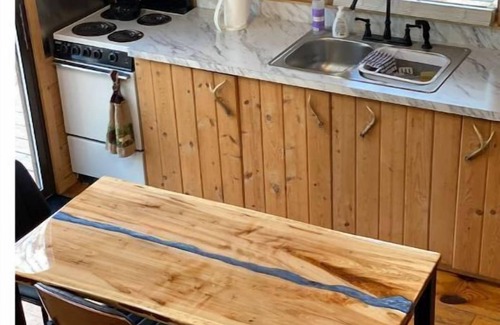 Thompsonville Cabina | Crystal Mountain Cabin - Northern Michigan Get Away
