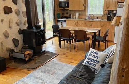 Thompsonville Cabina | Crystal Mountain Cabin - Northern Michigan Get Away