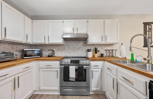 Durham Casa | Crystal Pines- 2BD House, 10 Minutes From Duke and Downtown Durham