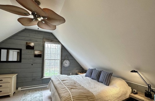 Benzonia Apartamento | Crystal Pines Lodge - Crystal Lodgings