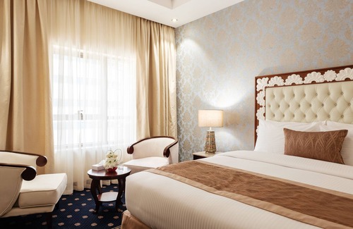 Al Majaz Hotel | CRYSTAL PLAZA AL MAJAZ HOTEL