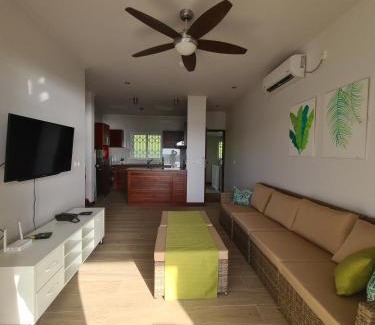Mare Anglaise Apartamento | CRYSTAL SHORES Self Catering Apartments - Beau Vallon, Seychelles