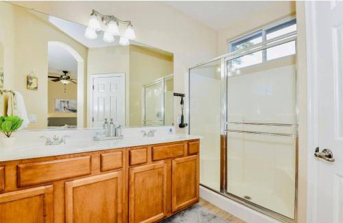 Coldwater Springs Casa | Crystal Suite
