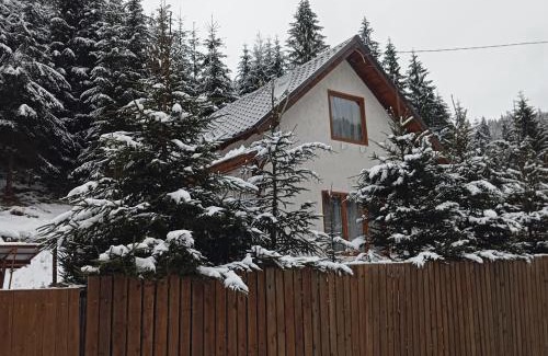 Gheorgheni Casa | Csillag kulcsoshaz