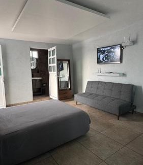 Granjas México Otro | Cuarto a unos pasos de foro sol GNP y AICM