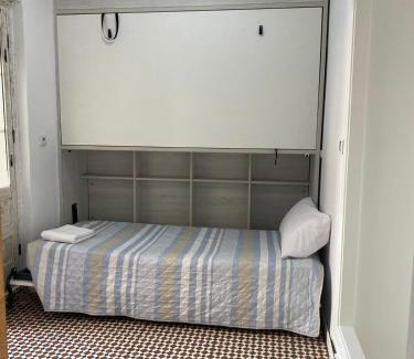 Ponferrada Apartamento | Cuarto Antolín Yellowdoor