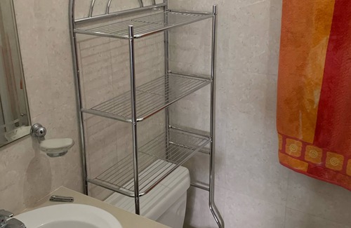 Colonia Campestre Apartamento | Cuarto con baño privado / Habitación con baño privado.