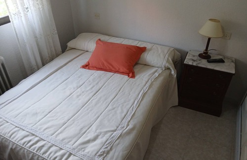 Toledo Cama Y Desayuno | Cuarto Privado Doble Toledo Hospital