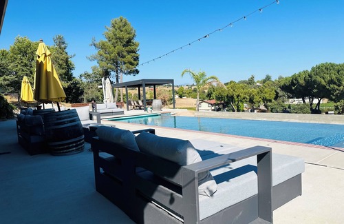 Los Olivos Casa | Viña Cuatro Vientos Hacienda en Los Olivos