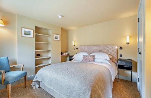 East Dean and Friston Cama Y Desayuno | Cub Bedroom One