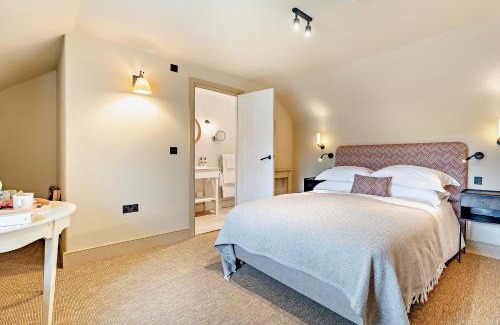 East Dean and Friston Cama Y Desayuno | Cub Bedroom Six
