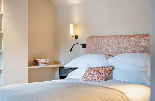 East Dean and Friston Cama Y Desayuno | Cub Bedroom Three