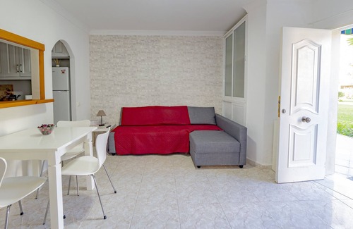 Algarrobo Apartamento | Cubo's Algarrobo Beach Apartment / cerca de playa / piscina comunitaria / wifi gratis