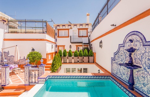 Alhaurín el Grande Chalet De Esquí | Cubo's Casa Manzanares Bijou / piscina privada / exclusiva / wifi gratis