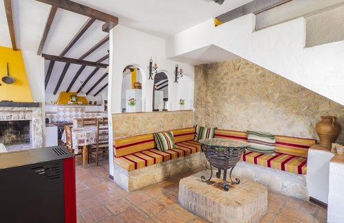 Jimera de Libar Cabaña | Cubo's Casa Rural La Jara de Libar / piscina privada / wifi gratis / vistas