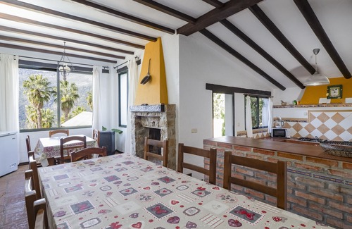 Jimera de Libar Cabaña | Cubo's Casa Rural La Jara de Libar / piscina privada / wifi gratis / vistas
