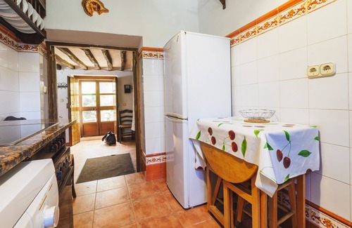 Coin Cabaña | Cubo's Casa Rural El Nogal / piscina privada / jardines / ideal familias
