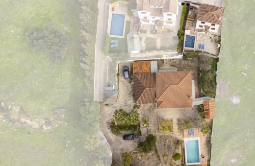 Jimera de Libar Casa | Cubo's Casa Rural Los Lirios & Albahaca del Libar