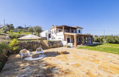 Coin Cabaña | Cubo's Casa Rural Pulpito / aire acondicionado / wifi gratis / piscina privada