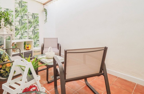 El Burgo Apartamento | Cubo's El Burgo Old Town Apartment / wifi gratis / ruta de montaña
