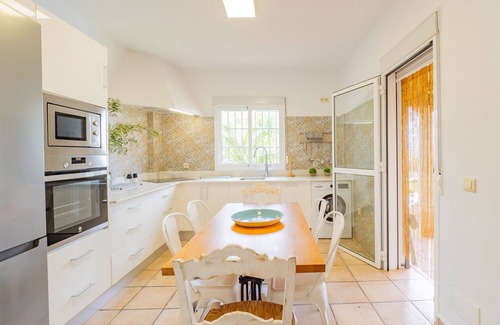 Alhaurín el Grande Cabaña | Cubo's Villa La Quinta / piscina privada / aire acondicionado / BBQ / wifi gratis