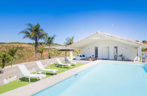 Alhaurín el Grande Villa | Cubo's Villa Loft Monte Perdido