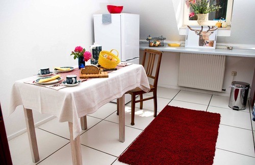 Wiefelsdorf Apartamento | acogedor apartamento y WiFi / Internet por separado estacionamiento de entrada
