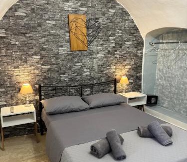 Pyrgos Apartamento | Cueva Con Vista Studios