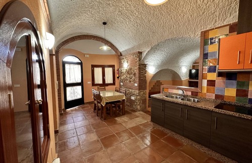 Benalúa de Guadix Apartamento | Cuevas la Granja
