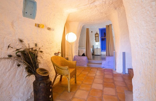 Valtierra Cabaña | Cuevas Rurales Bardeneras (ALONDRA) terraza, para 4 - 5 personas