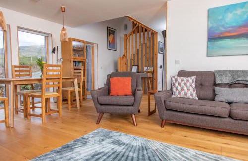 Portree Casa | Cuillrigh - Luxury house, loch & mountain views