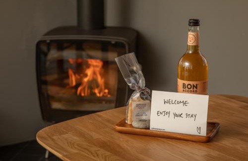 Portree Casa | Cuillrigh - Luxury house, loch & mountain views