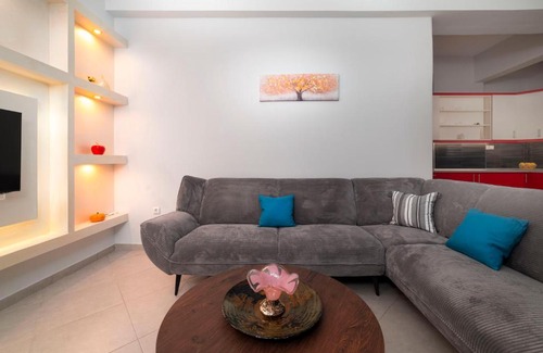 Nikaia Apartamento | Cuka apartment 3BD nexto to metro and Piraeus Port