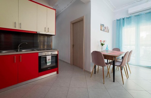Nikaia Apartamento | Cuka apartment 3BD nexto to metro and Piraeus Port