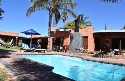Oudtshoorn Casa | Culdesac Guesthouse Oudtshoorn