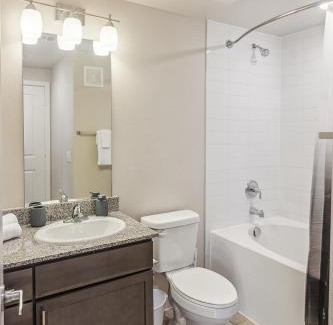 Southeast Houston Apartamento | Cullen 4307 I Parking I Pool I Gym I 2bd2bth
