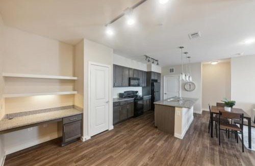 Southeast Houston Apartamento | Cullen 5312 I New Construction 2bd Apt I Gated