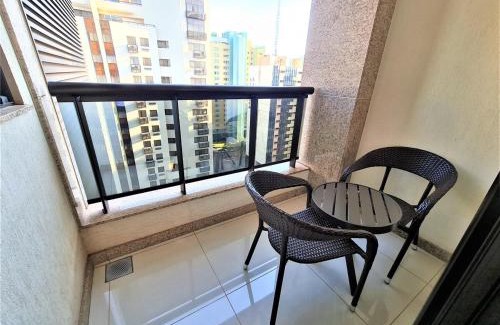Setor Hoteleiro Norte Apartamento | Cullinan 1017E · Hotel Cullinan Luxury Premium com varanda