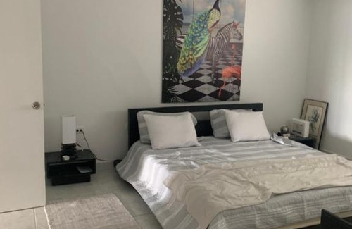 Maho Apartamento | Cupecoy lagoon duplex