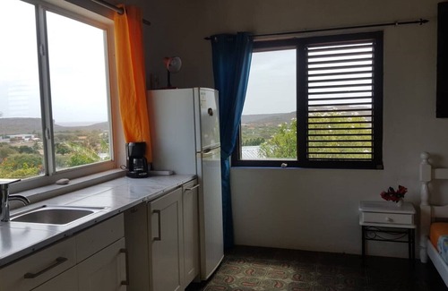 Barber Casa | * Fly & Chill en Tropichill * Caribe-Curazao