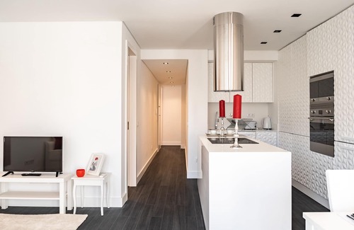 Santa Engracia Apartamento | Curcumin Silver Apartment, Wifi, AC !new!